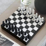 Schachbrett und Figuren als Geschenk | MERSOR